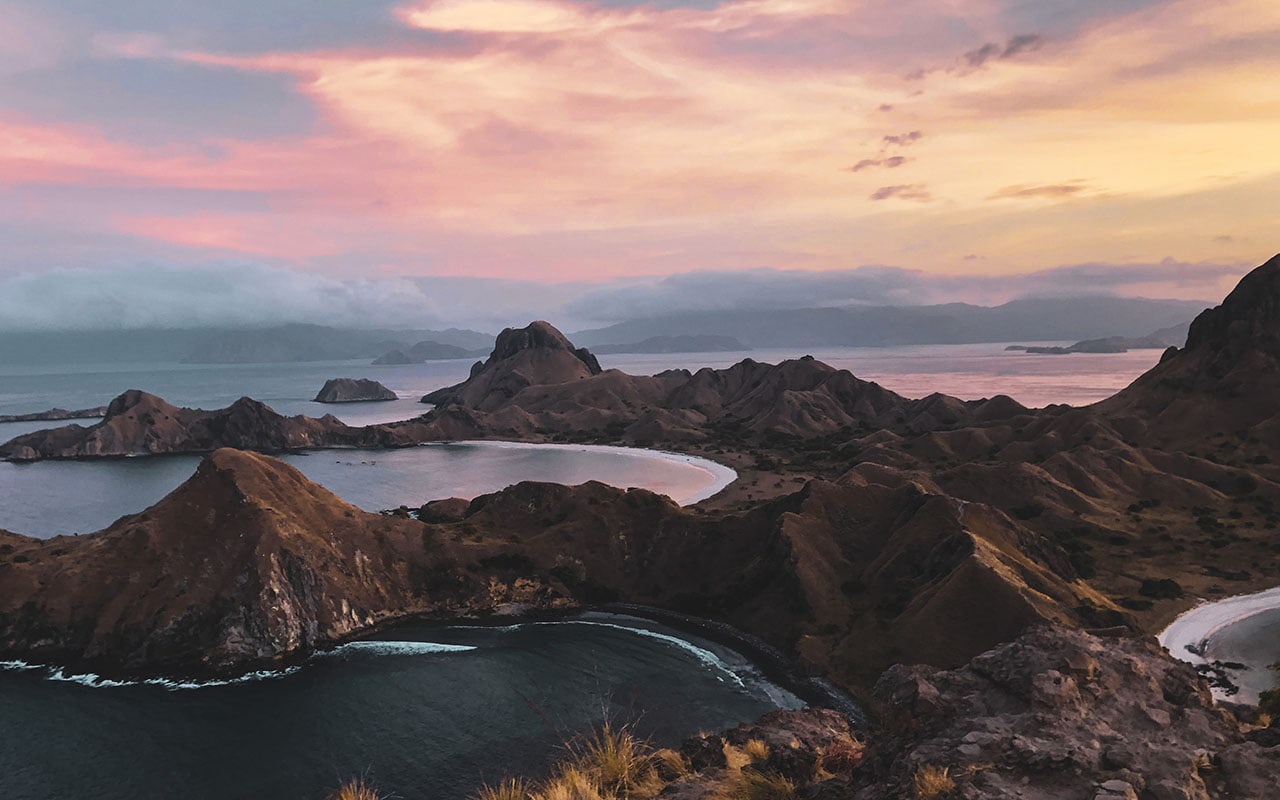 Best time to visit Padar Island