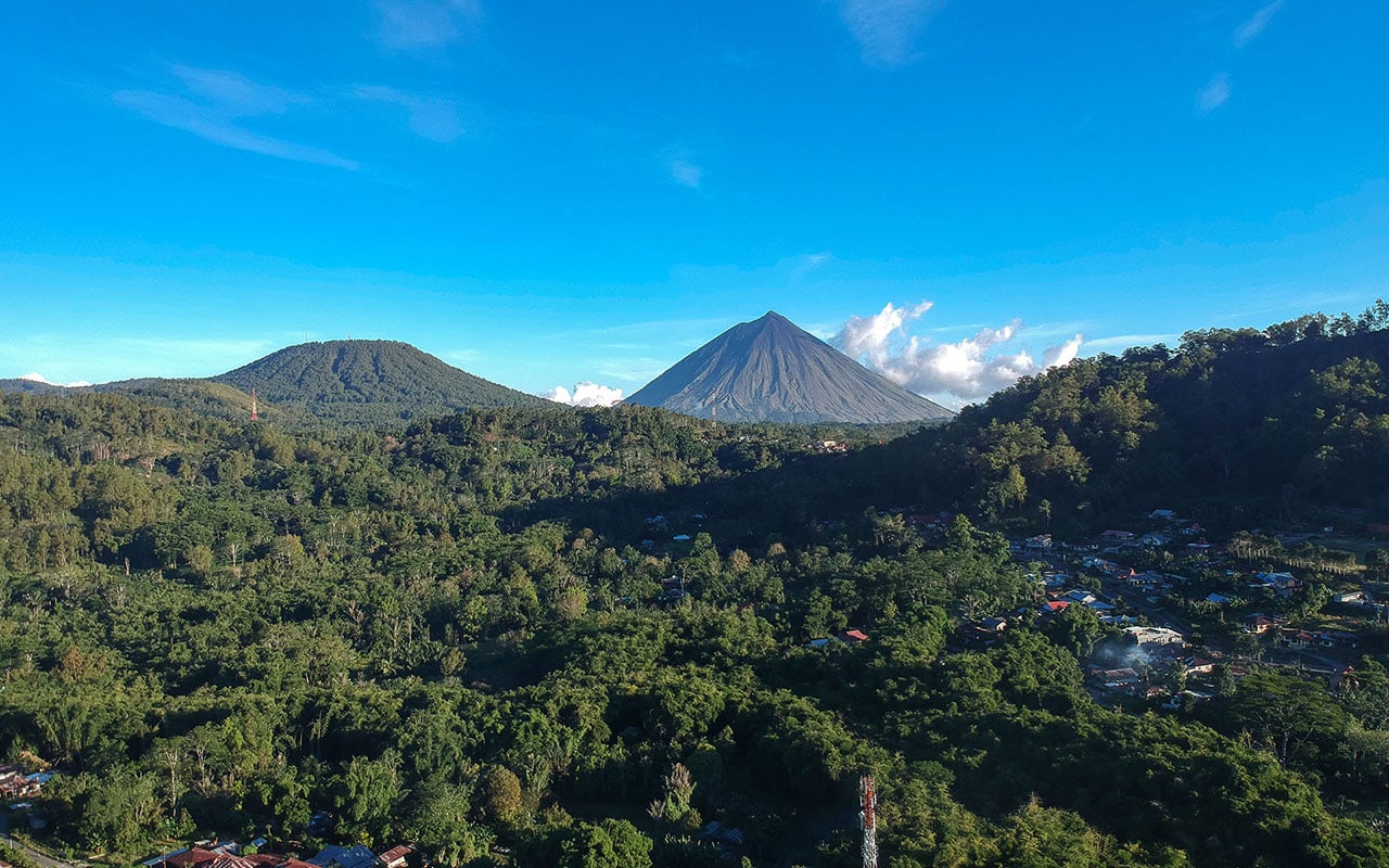 Hiking in East Nusa Tenggara