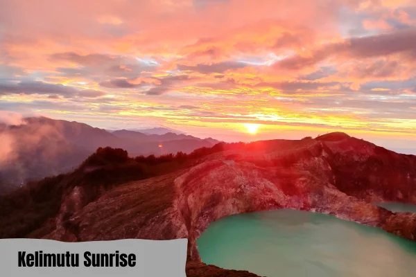 Kelimutu sunrise