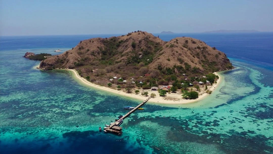 Komodo Island beach