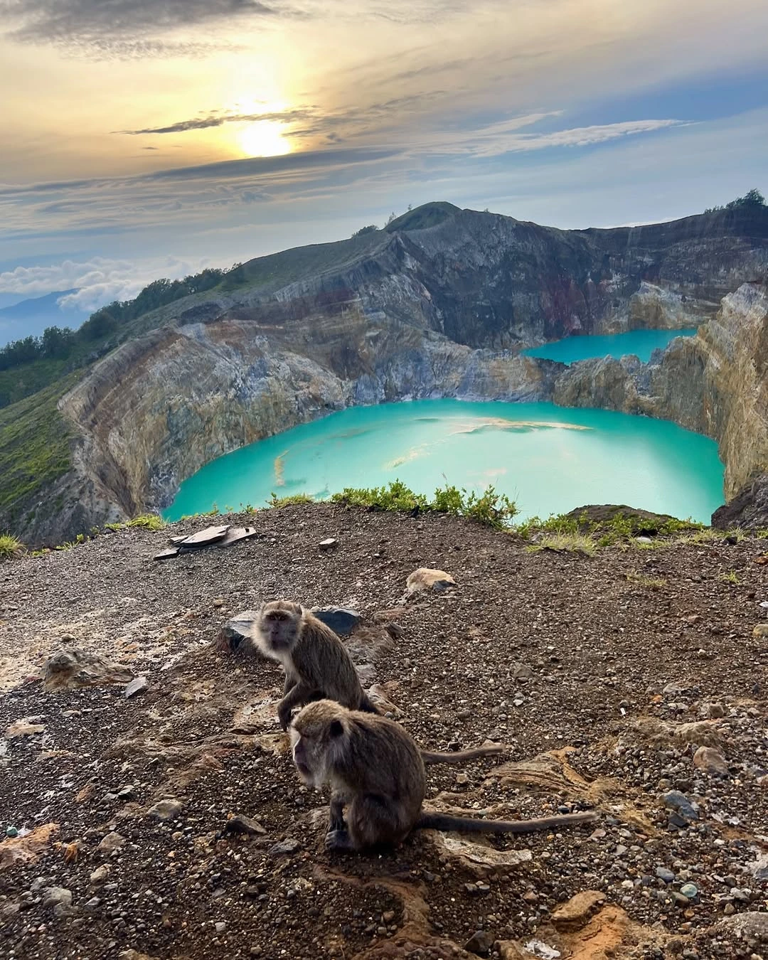 sunrise in Kelimutu