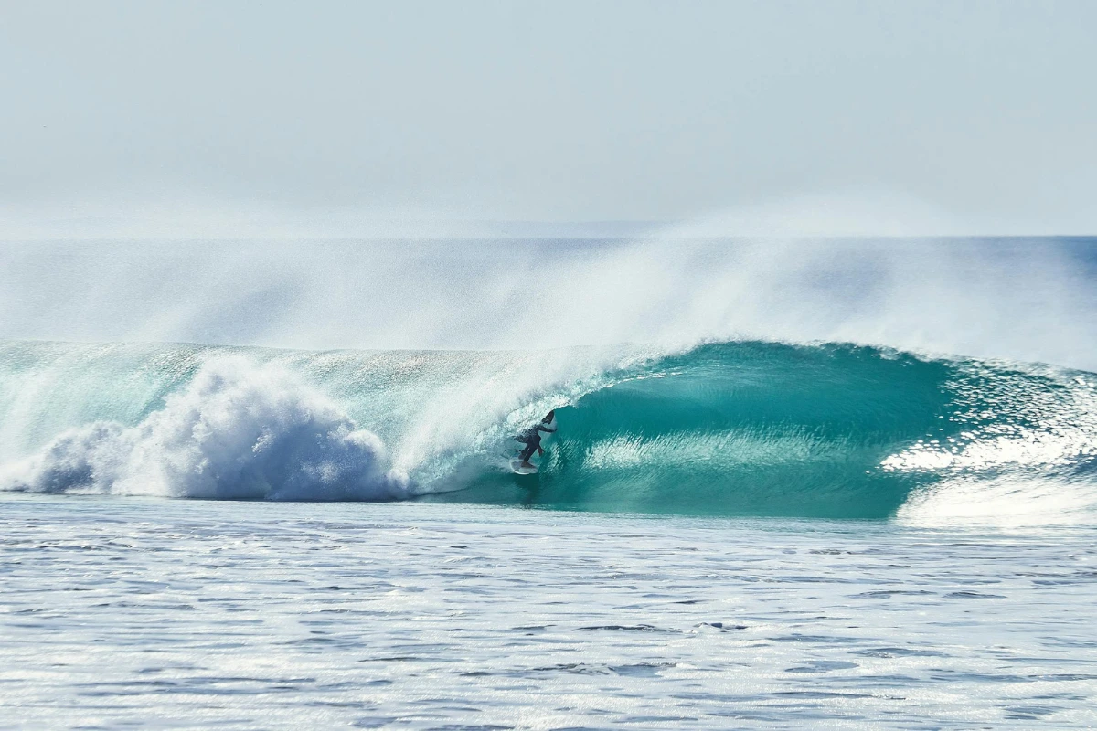 Surf in East Nusa Tenggara