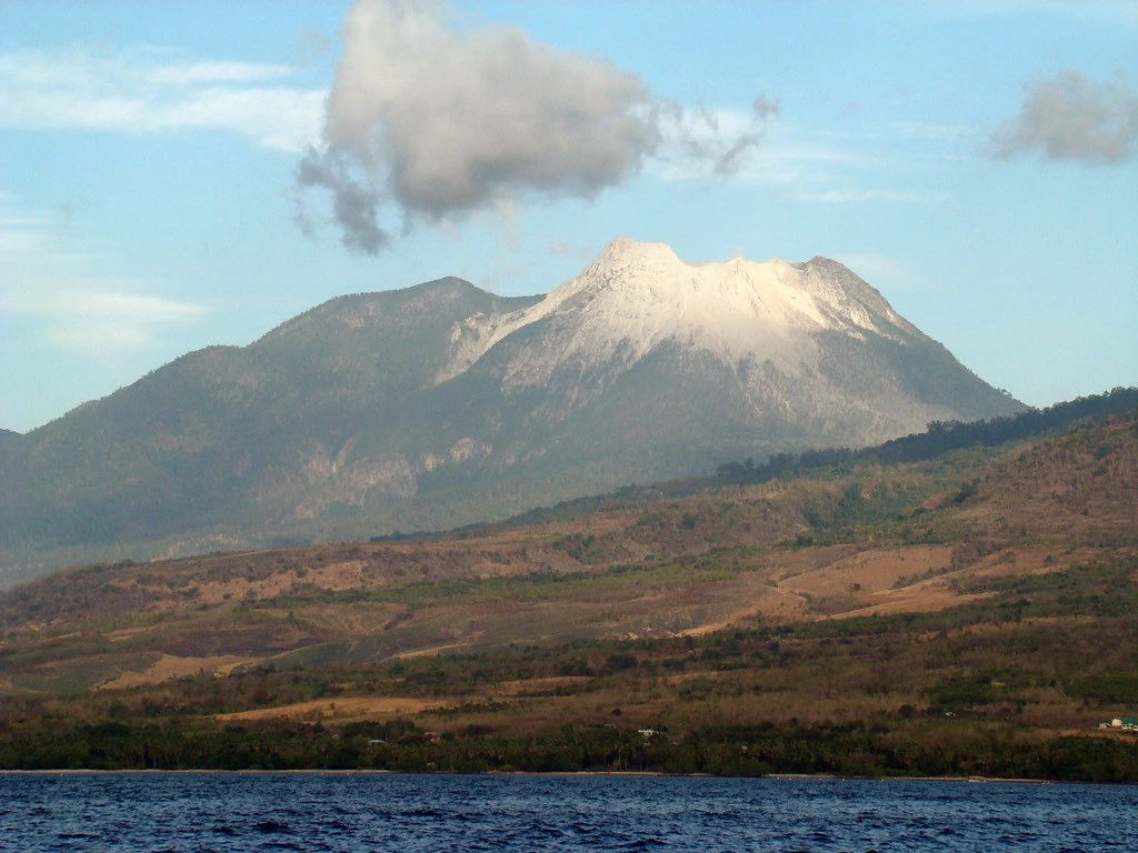 Flores Mountains Egon