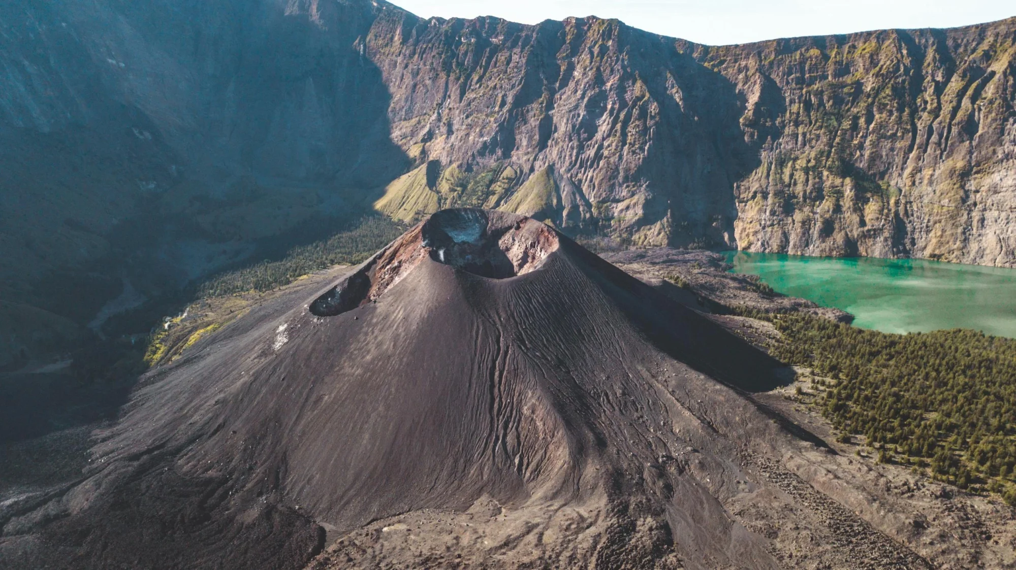 Flores mountains Kelimutu