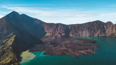 Flores mountains