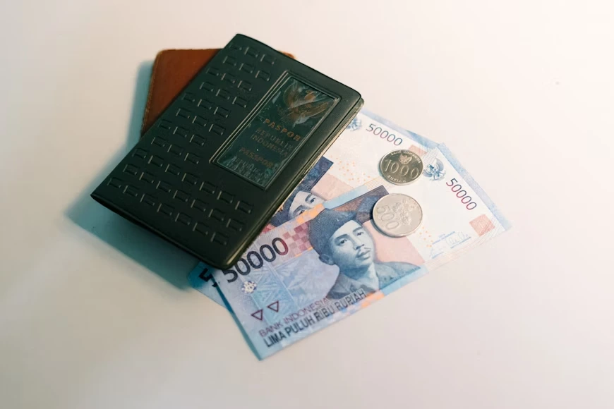 Currency exchange and payment methods in Indonesia